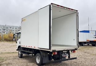 ISUZU KV100 4×4 (МРМ 3,5т) ИЗОТЕРМИЧЕСКИЙ ФУРГОН 4,2м С/П 50мм